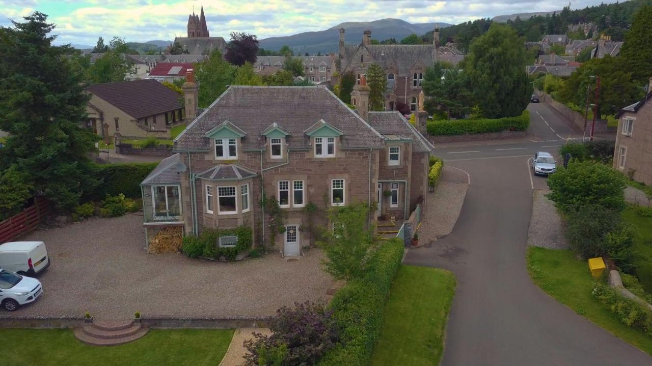 Firtree Bed And Breakfast At Galvelbeg House 크리프 외부 사진